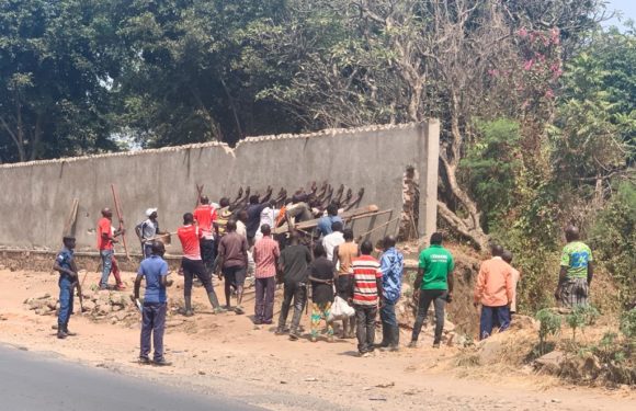 BURUNDI : Démolition des constructions anarchiques à MUHA / BUJUMBURA MAIRIE