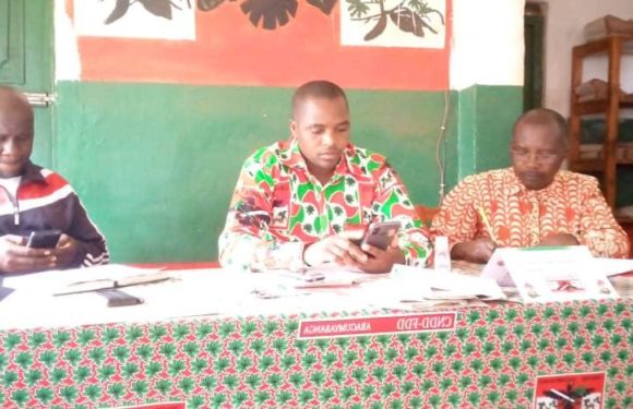 BuRuNDi : Réunion des militants CNDD-FDD actifs dans l’action sociale à GiHoGaZi / KaRuSi