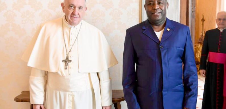 BuRuNDi – Vatican : Le Chef d’Etat NDaYiSHiMiYe reçu par le Pape François