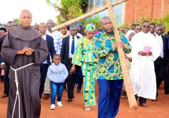 BuRuNDi / Décolonial  : Un Vendredi Saint particulier !