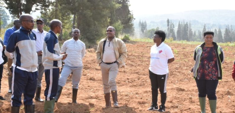 Burundi : Visite du Centre de rayonnement de la colline Ngarama / Ruyigi