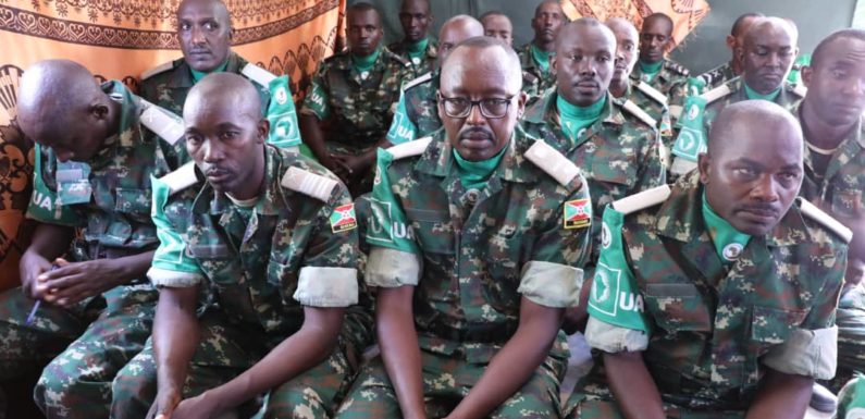 Burundi – AMISOM / ATMIS : Visite du Chef d’Etat Major de la FDNB en Somalie 