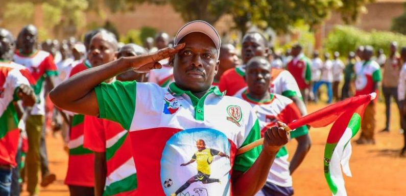Burundi : CNDD-FDD – Défilé de plus de 10.000 imbonerakure à Kirundo