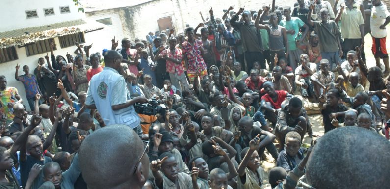 Burundi : La police arrête 318 enfants et adultes – de rue – à Bujumbura