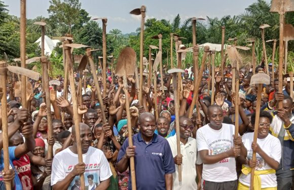 Burundi : TDC – Entretenir la route menant aux eaux Thermales de Mugara / Rumonge