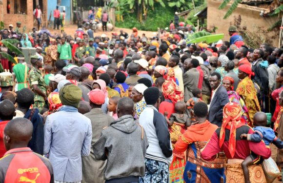 Burundi : Le gouverneur de Kayanza échange avec les citoyens de Banga à Matongo