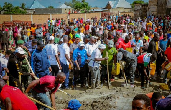 Burundi : TDC – Le Premier Ministre participe à l’aménagement du marché de Rubirizi