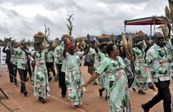 Burundi : Le couple présidentiel célèbre la fête du travail à Bururi/Burunga