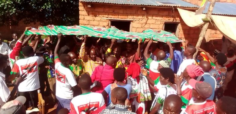 Burundi : CNDD-FDD Vugizo accueille 38 militants ex- CNL, Uprona / Burunga