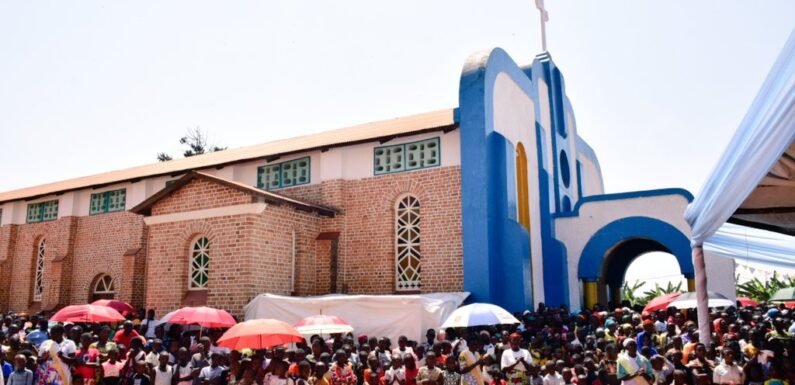 Burundi : Centenaire de la Paroisse Giheta et Tensions Mémorielles