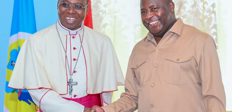 Burundi : Rencontre entre le Président Ndayishimiye et le Nonce Apostolique du Vatican