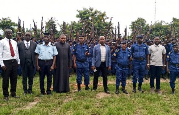 Burundi : 224 jeunes policiers diplômés au centre de formation de Buganda à Cibitoke.