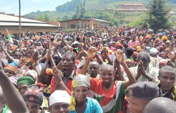 Burundi : Tournée du Bureau CNDD-FDD Burunga en commune Rumonge.