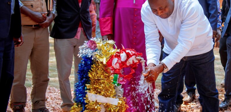 Burundi : Inauguration d’un réseau d’adduction d’eau d’ODAG-Caritas à Ndava, Mwaro