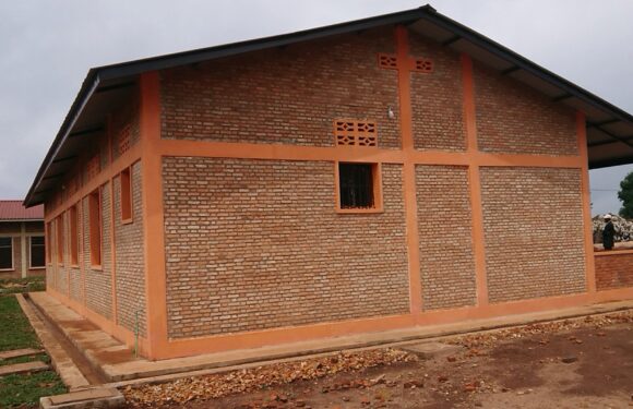 Burundi : Inauguration du bureau de la direction éducative de Gisozi à Mwaro.