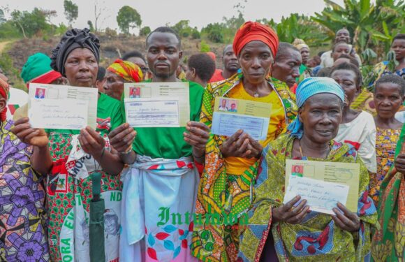 Burundi : Les femmes du CNDD-FDD facilitent l’accès aux soins à Ruyigi.