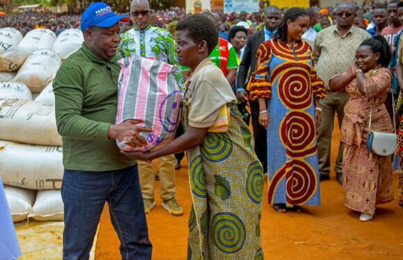 Burundi : Kirundo reçoit des vivres et un message de vigilance nationale.