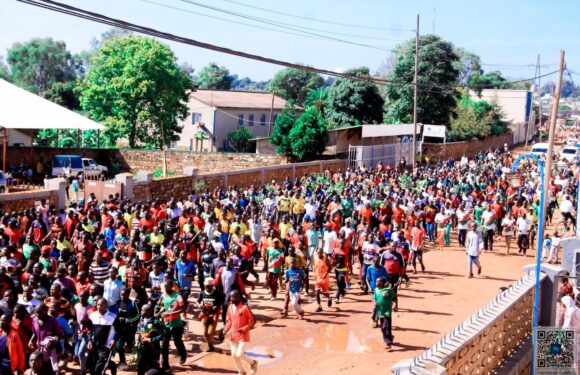 Burundi : Les jeunes imbonerakure mobilisés pour les élections de 2025 à Muyinga.